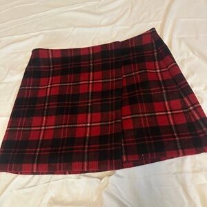 GAP Vibrant Red and Black Checkered Mini Skirt - NWT!
